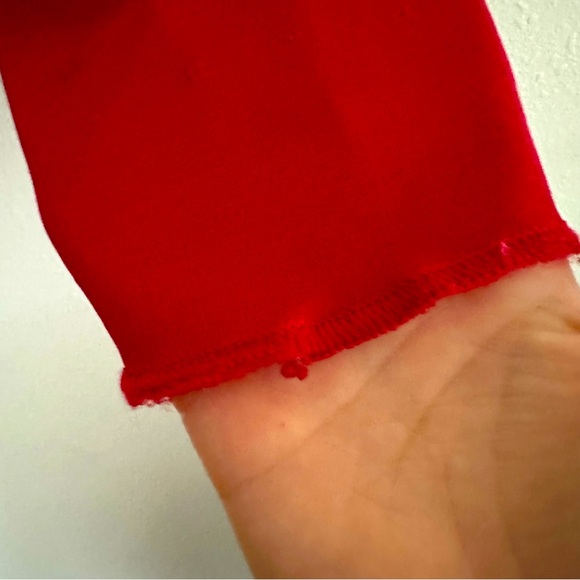 Tahari red top with Japanese style design - Picture 13 of 14